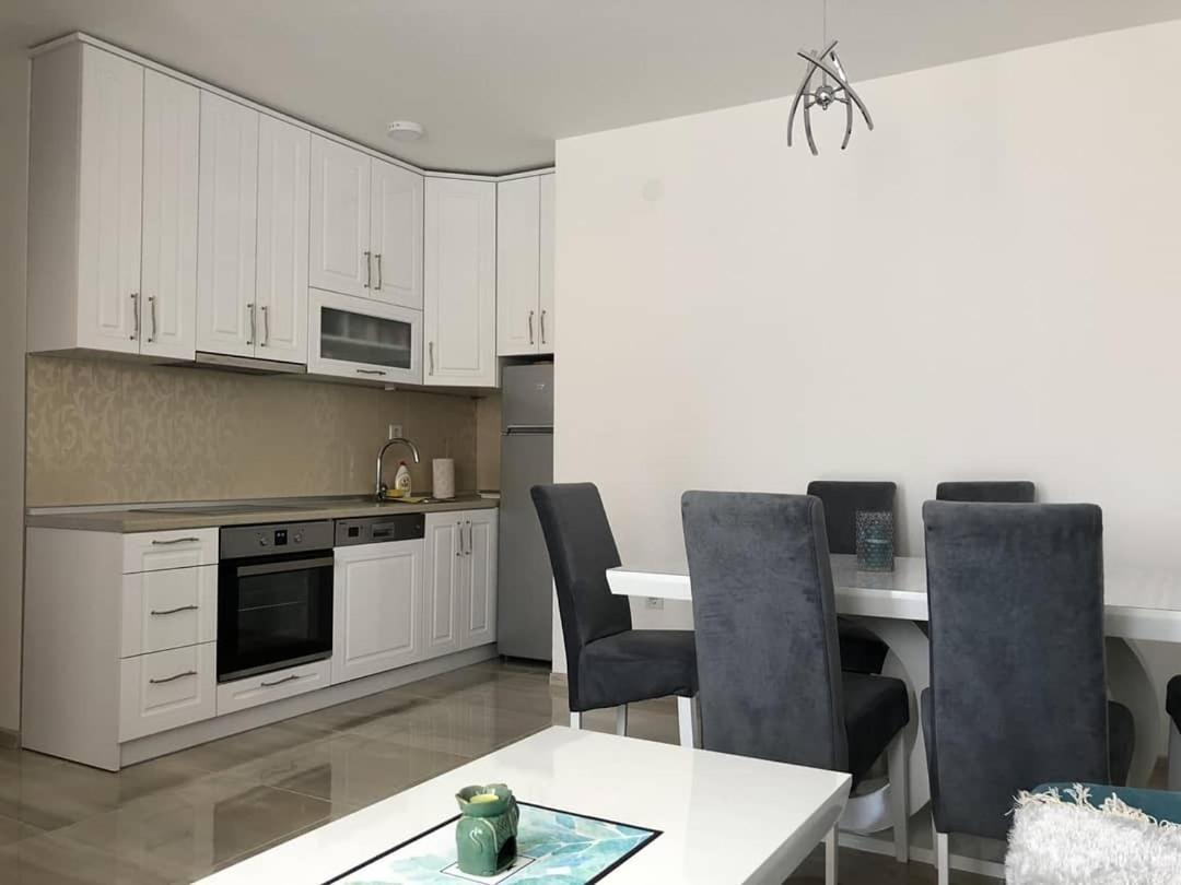 Apartman Sims Bijeljina Luaran gambar